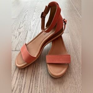 Lucky Brand coral sandals